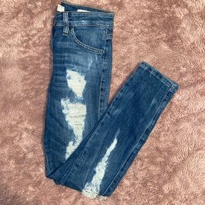 Guess ripped jeans 27”